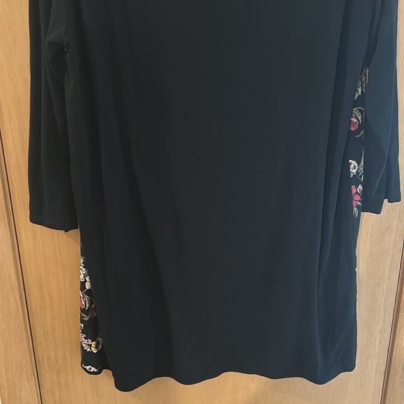 J. Jill Wearever Collection Women’s Floral Tunic Top Black Pink Size XL Tall - Picture 4 of 10